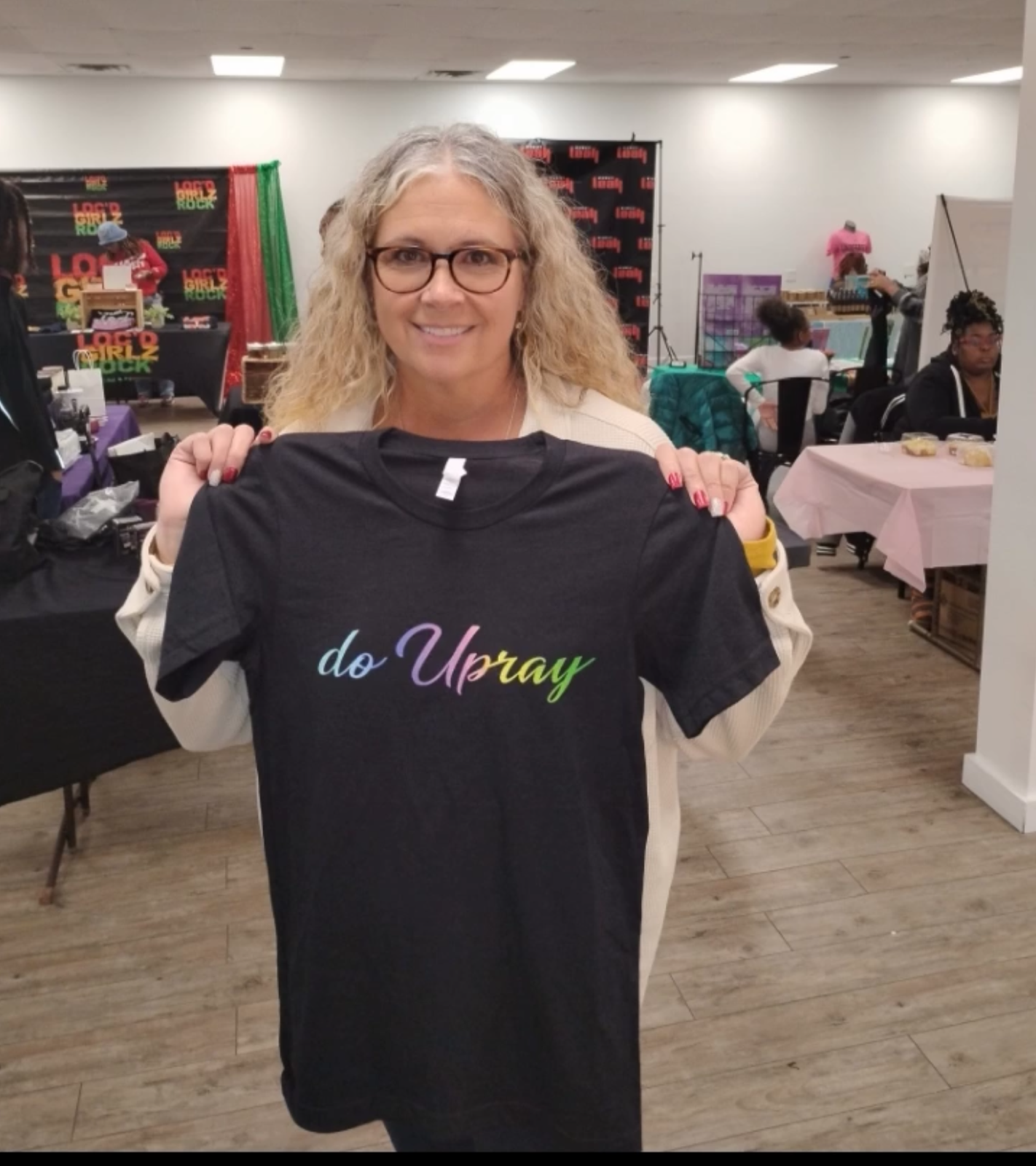 doUpray rainbow t-shirt Doupray