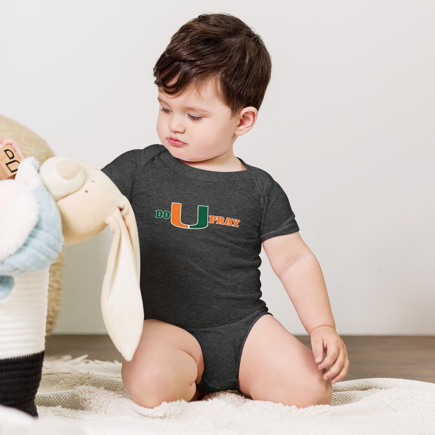 Adorable and comfy baby short sleeve one-piece: perfect for play, naps, and everyday cuteness!